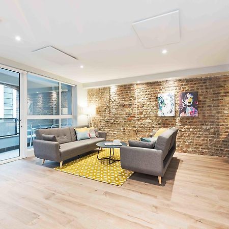 Temple Bar Crown Square Apartments Dublin Buitenkant foto